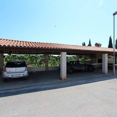 Apartments Villa Mara Ровинь Экстерьер фото